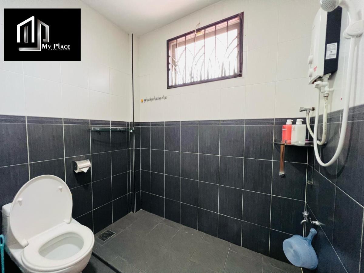 2 Storey 5Br 16Pax Semabok Taman Cheng Ho, 3 By Myplace Malacca Eksteriør billede