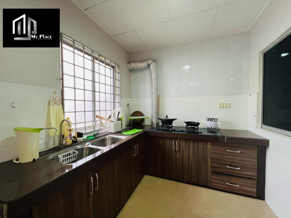2 Storey 5Br 16Pax Semabok Taman Cheng Ho, 3 By Myplace Malacca Eksteriør billede